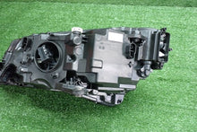 Laden Sie das Bild in den Galerie-Viewer, Frontscheinwerfer Skoda Superb III 3V1941016D Rechts Scheinwerfer Headlight SCH3490531743aj