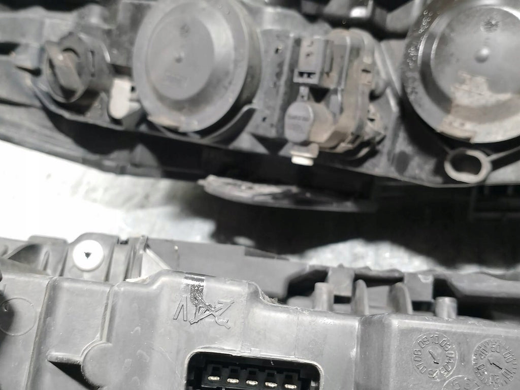 Frontscheinwerfer Renault Laguna II 8200481196 8200481197 Rechts oder Links SCH7058904918zt
