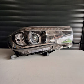 Frontscheinwerfer Toyota Hilux VIII 0K-56 2015-N1 Rechts Scheinwerfer Headlight SCH2828809464we