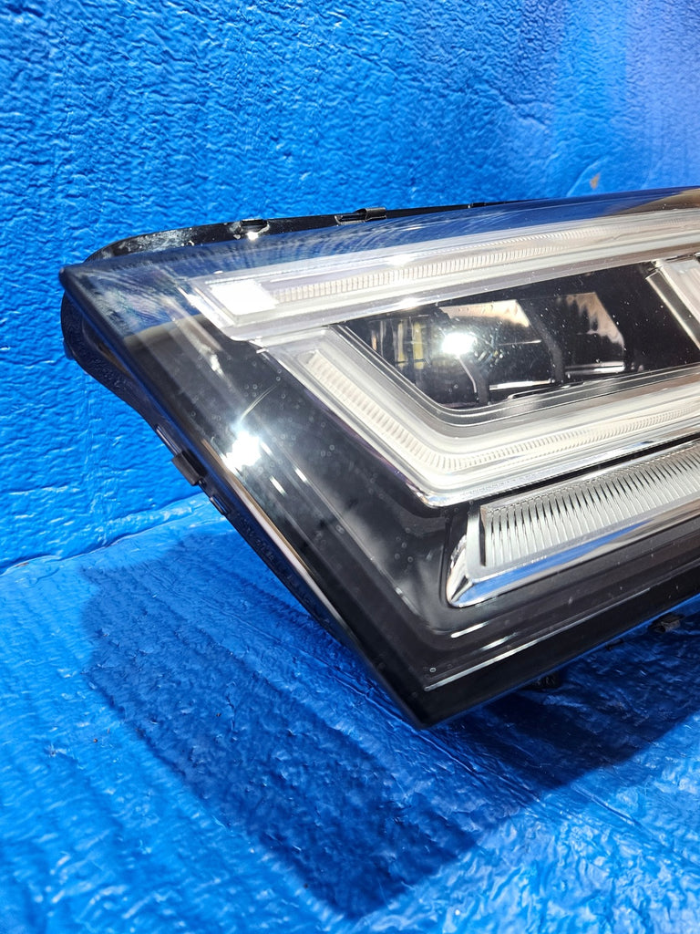 Frontscheinwerfer Audi Q5 80A941783 Links Scheinwerfer Headlight