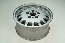 Load image into Gallery viewer, 1x Alufelge 15 Zoll 7.0" 5x120 47ET 1180447-12 BMW 1 Rim Wheel FEL7387250397kz