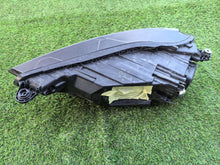 Laden Sie das Bild in den Galerie-Viewer, Frontscheinwerfer Audi Q5 80A941036E Full LED Ein Stück (Rechts oder Links)