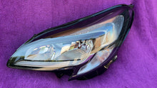 Load image into Gallery viewer, Frontscheinwerfer Opel Corsa E F 93108226LH LED Links Scheinwerfer Headlight