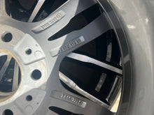 Laden Sie das Bild in den Galerie-Viewer, 1x Alufelge 18 Zoll 8.5&quot; 5x112 47ET Glanz Graphit 7852492 BMW 3 F30 F31