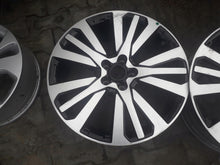 Laden Sie das Bild in den Galerie-Viewer, 1x Alufelge 19 Zoll 7.0&quot; 5x114.3 40ET 403003273 Renault Espace Koleos Ii