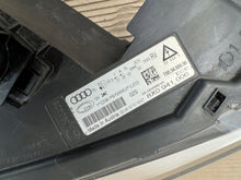 Load image into Gallery viewer, Frontscheinwerfer Audi A1 8X0941006 Xenon Rechts Scheinwerfer Headlight