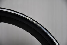 Load image into Gallery viewer, 1x Alufelge 17 Zoll 7.0" 5x108 50ET Matt Schwarz 31423871 Volvo Rim Wheel FEL3189610925is