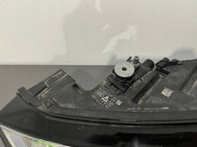Laden Sie das Bild in den Galerie-Viewer, Frontscheinwerfer Audi A1 8XA941005 LED Links Scheinwerfer Headlight SCH9941055086vc