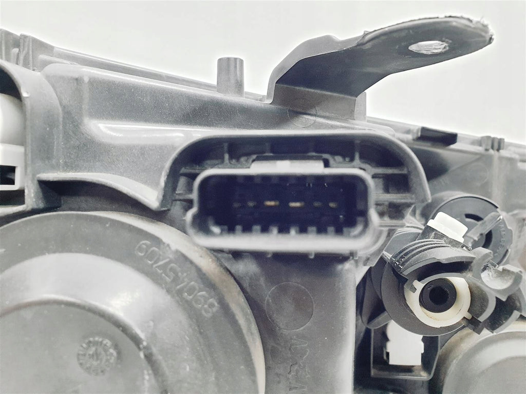 Frontscheinwerfer Dacia Sandero II 260605665R LED Ein Stück (Rechts oder Links)