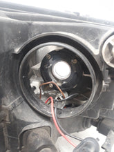 Load image into Gallery viewer, Frontscheinwerfer VW Phaeton 3D1941015H Xenon Links Scheinwerfer Headlight SCH9170130415dp