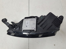 Laden Sie das Bild in den Galerie-Viewer, Frontscheinwerfer Skoda Fabia III 6V1941016F Full LED Rechts Headlight SCH2942355083gs