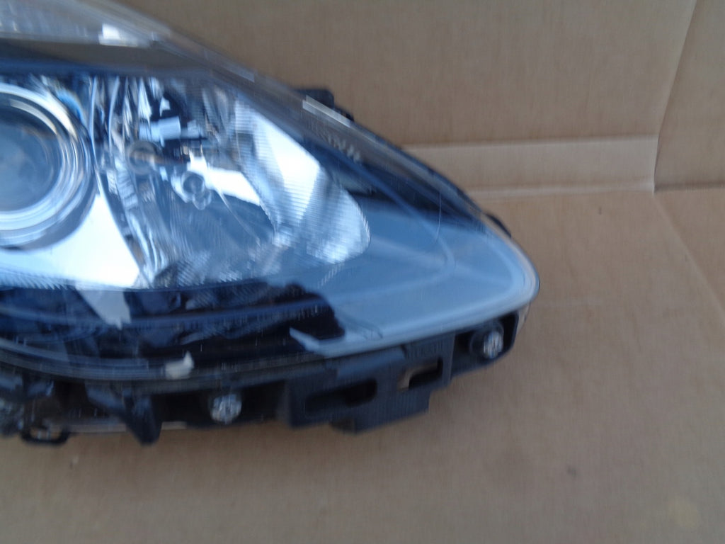 Frontscheinwerfer Renault Clio III 260104676 Rechts Scheinwerfer Headlight