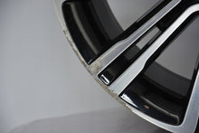 Load image into Gallery viewer, 1x Alufelge 18 Zoll 8.0&quot; 5x114.3 46ET Glanz Schwarz 52910-3Z810 Hyundai