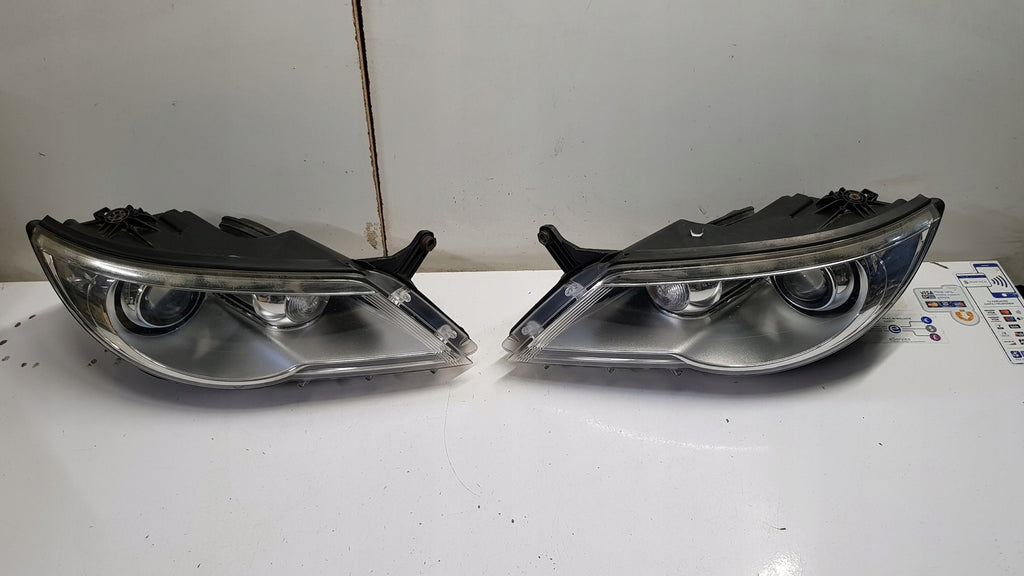 Frontscheinwerfer VW Tiguan 5N2941031E 5N2941032E 1K0953549BP Rechts oder Links