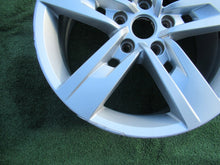 Load image into Gallery viewer, 1x Alufelge 17 Zoll 7.0" 5x112 49ET Glanz Silber 5F0601025 Cupra Leon Rim Wheel FEL7635779758fl