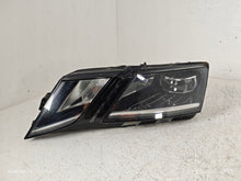 Laden Sie das Bild in den Galerie-Viewer, Frontscheinwerfer Skoda Octavia III 5E1941015F Links Scheinwerfer Headlight SCH6902955977mb