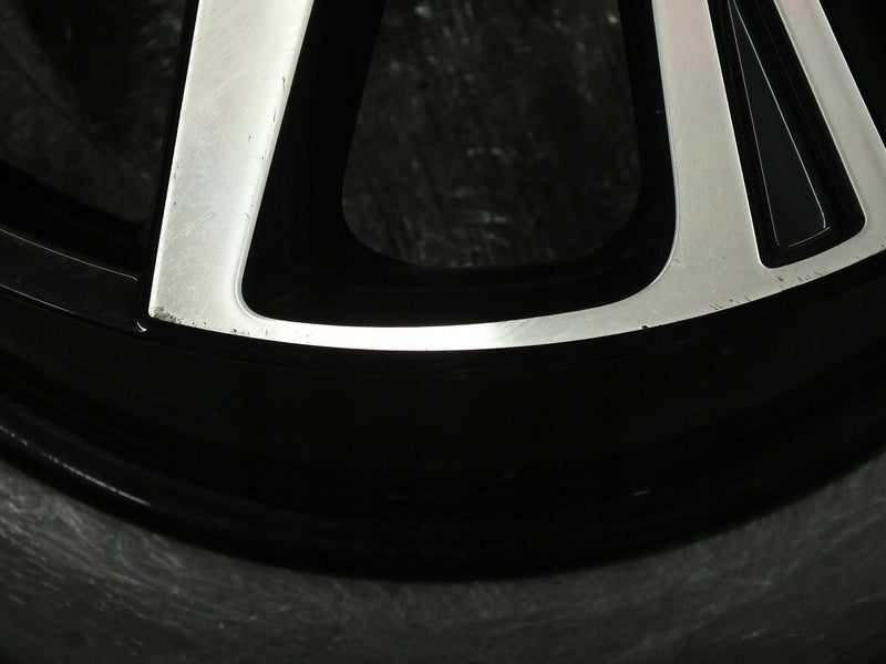 1x Alufelge 18 Zoll 7.0" 5x100 47ET Glanz Schwarz 6F9071498A Seat Arona