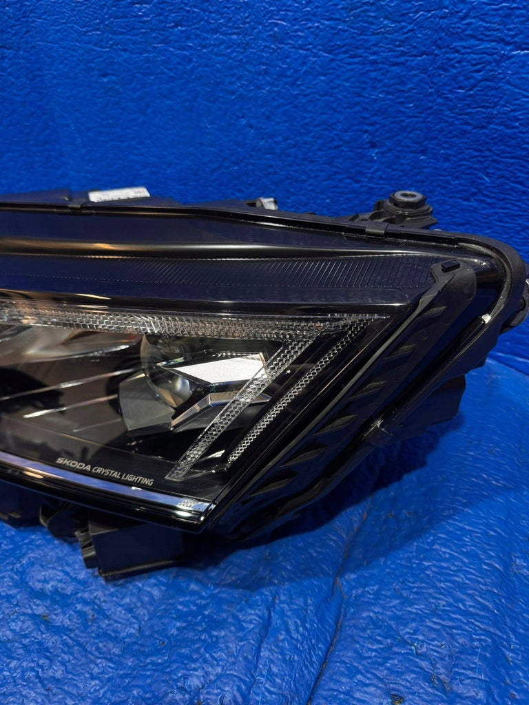 Frontscheinwerfer Skoda Octavia I 5E4941035 Links Scheinwerfer Headlight SCH7966291179ev