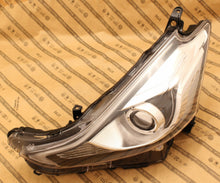 Load image into Gallery viewer, Frontscheinwerfer Toyota Prius Plus LED Links Scheinwerfer Headlight SCH1619873236et