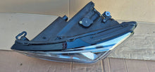 Laden Sie das Bild in den Galerie-Viewer, Frontscheinwerfer Seat Tarraco 5FJ941007H Links Scheinwerfer Headlight SCH1190415203mq