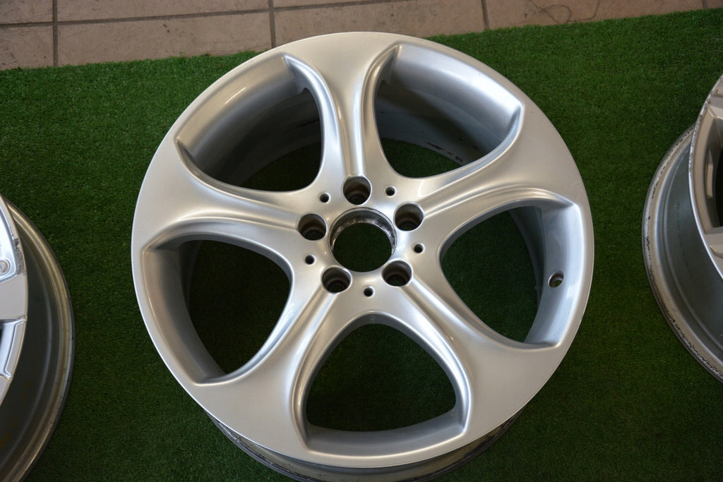 1x Alufelge 18 Zoll 8.5" 5x112 56ET Matt Silber A2054010700 Mercedes-Benz A205