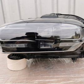 Frontscheinwerfer Porsche Taycan 9J1941031E-BAX Links Scheinwerfer Headlight SCH9818610956ie
