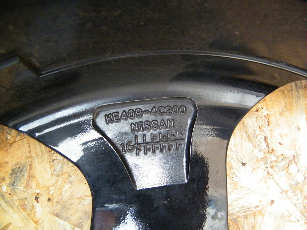 1x Alufelge 17 Zoll 7.0" 5x114.3 45ET KE409-4C200 Nissan X-Trail Qashqai