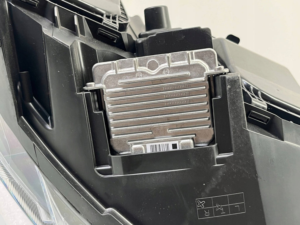 Frontscheinwerfer Opel Zafira Life 9832837680 Ein Stück (Rechts oder Links) SCH7678606101ti