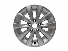 Laden Sie das Bild in den Galerie-Viewer, 1x Alufelge 16 Zoll 6.5&quot; 5x112 44ET Glanz Silber 5C0601025T VW Beetle Rim Wheel