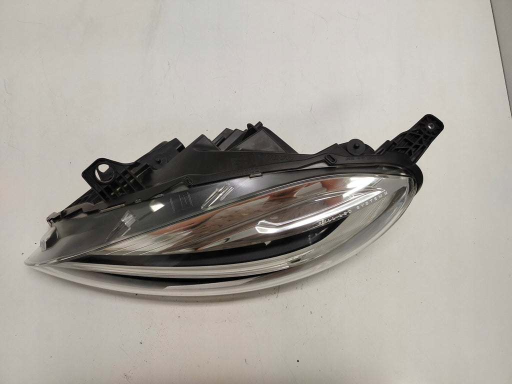 Frontscheinwerfer Volvo V40 31677018 LED Ein Stück (Rechts oder Links) Headlight SCH4351350075rm