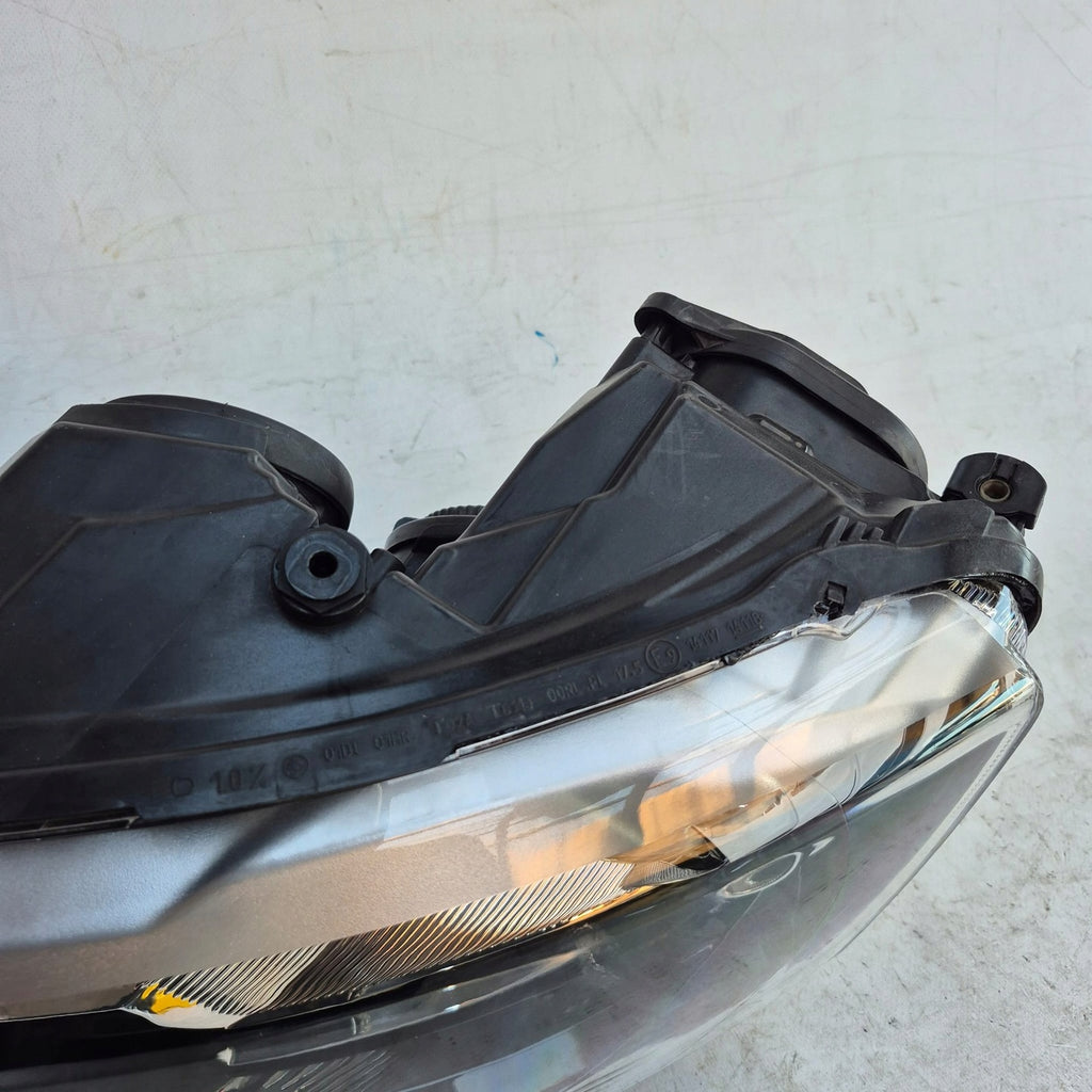 Frontscheinwerfer Skoda Rapid Bi-Xenon Ein Stück (Rechts oder Links) Headlight SCH7235928344zn