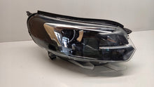 Laden Sie das Bild in den Galerie-Viewer, Frontscheinwerfer Opel Zafira Vivaro 9832836480 Xenon Rechts Headlight
