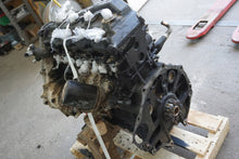 Load image into Gallery viewer, Motor Toyota Land Cruiser 3.0 Diesel Engine Unkomplett