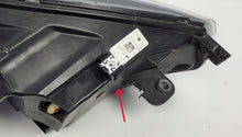 Laden Sie das Bild in den Galerie-Viewer, Frontscheinwerfer VW Taigo 2G7941035 LED Links Scheinwerfer Headlight SCH7608341145cd