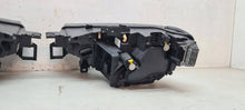 Laden Sie das Bild in den Galerie-Viewer, Frontscheinwerfer VW I 11B941035H 11B941036M Ein Satz Scheinwerfer Headlight SCH1439564875lk