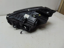 Laden Sie das Bild in den Galerie-Viewer, Frontscheinwerfer Mercedes-Benz W206 A2069060803 Rechts Scheinwerfer Headlight SCH7432019793bo