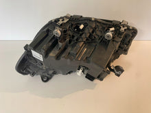 Load image into Gallery viewer, Frontscheinwerfer BMW X3 G01 X4 G02 8739648-04 LED Rechts Scheinwerfer Headlight SCH1621801000gs