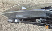 Laden Sie das Bild in den Galerie-Viewer, Frontscheinwerfer Skoda Superb III 3V1941015A Xenon Links Scheinwerfer Headlight