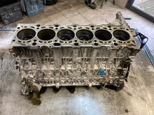 Load image into Gallery viewer, Motorblock BMW E60 306D3 3.0 Benzin Unkomplett