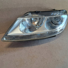 Load image into Gallery viewer, Frontscheinwerfer VW Phaeton 89007344 Xenon Links Scheinwerfer Headlight SCH4974738328ni