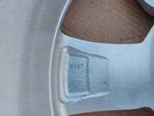 Load image into Gallery viewer, 1x Alufelge 17 Zoll 7.0" 5x114.3 47ET 52910-R5120 Kia Rim Wheel FEL4129137028qo