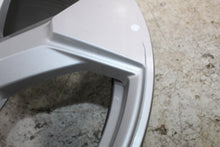 Laden Sie das Bild in den Galerie-Viewer, 1x Alufelge 18 Zoll 7.5" 5x108 46ET 80000277 Volvo Rim Wheel FEL2864311199yg