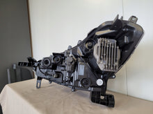 Laden Sie das Bild in den Galerie-Viewer, Frontscheinwerfer Toyota Corolla Rechts Scheinwerfer Headlight SCH8333299791qw