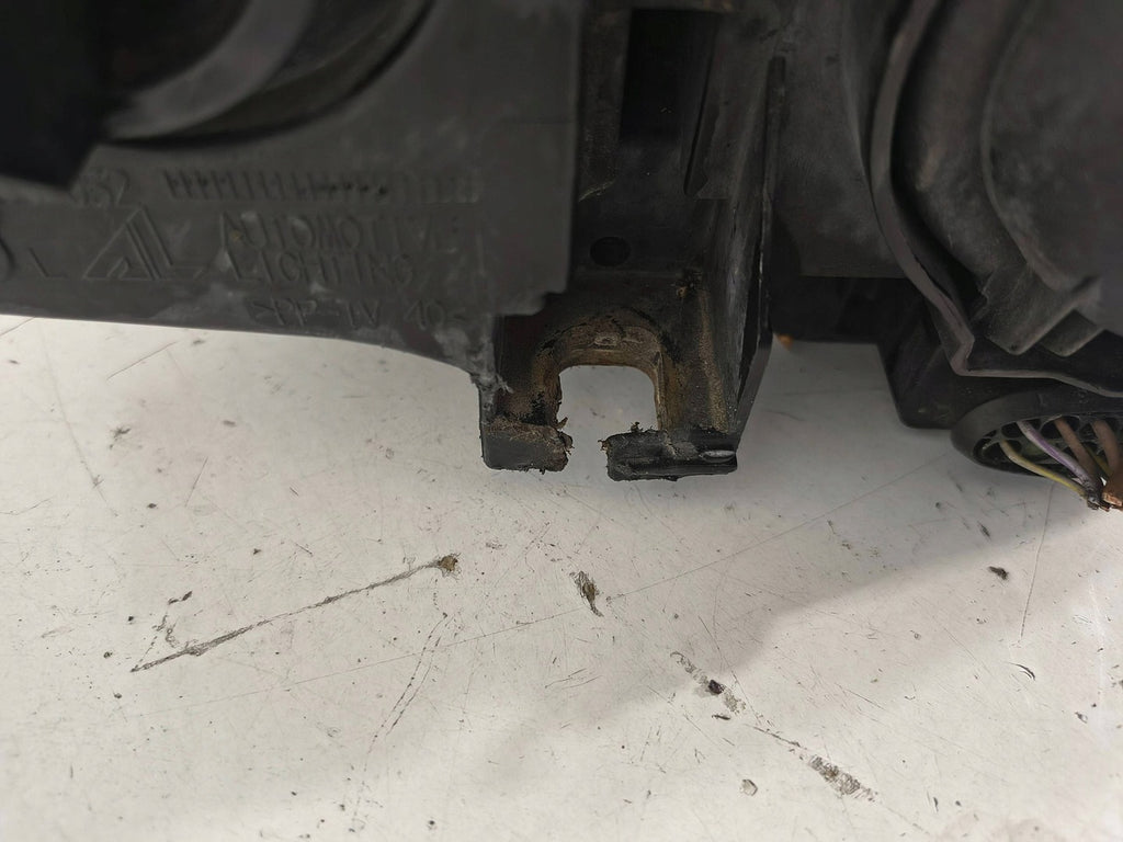 Frontscheinwerfer Audi A4 B7 8E0941003BK Links Scheinwerfer Headlight SCH4587116325zd