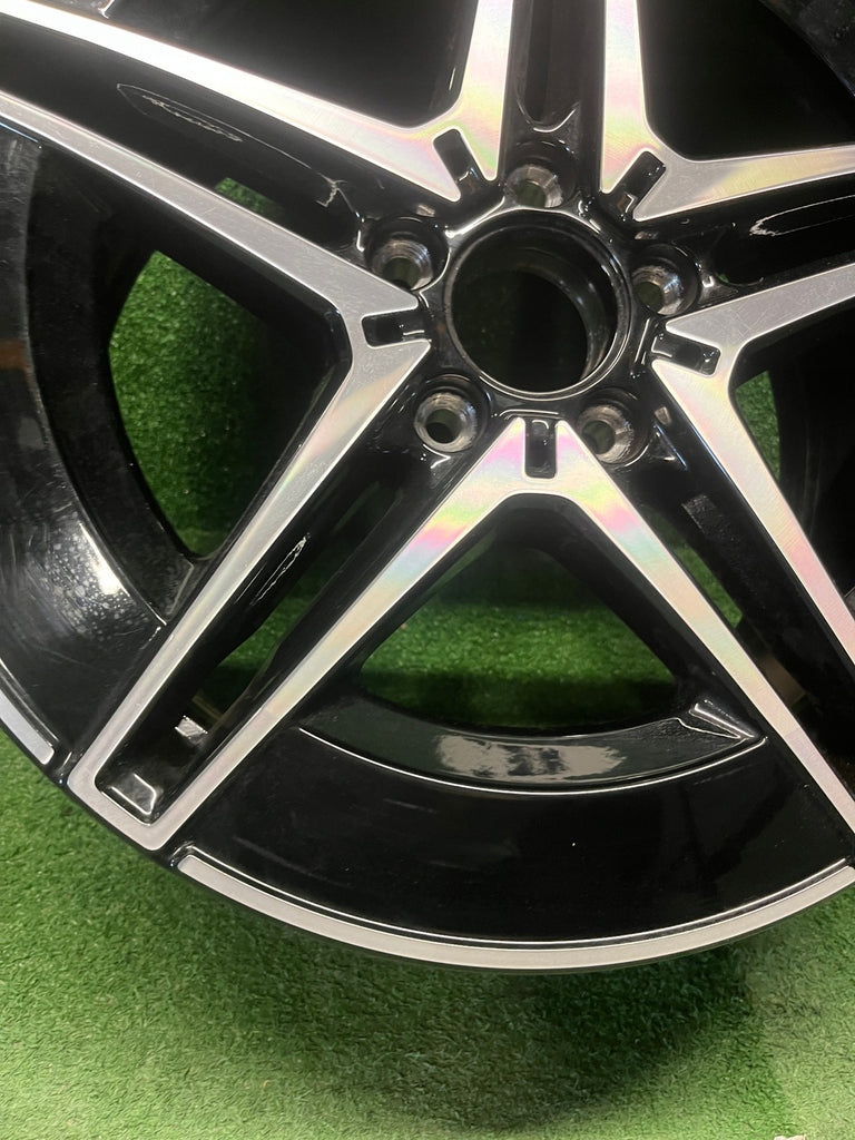 1x Alufelge 18 Zoll 8.0" 5x112 58ET A2064016600 Mercedes-Benz W206 Rim Wheel