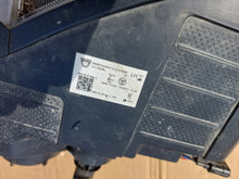 Load image into Gallery viewer, Frontscheinwerfer Dacia Spring 260101001R 260607303R Ein Satz Headlight SCH5360965234yi
