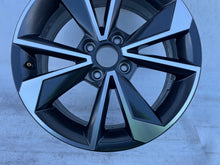 Laden Sie das Bild in den Galerie-Viewer, 1x Alufelge 16 Zoll 6.0&quot; 4x100 43ET Glanz Silber 1ST601025 Skoda Citigo