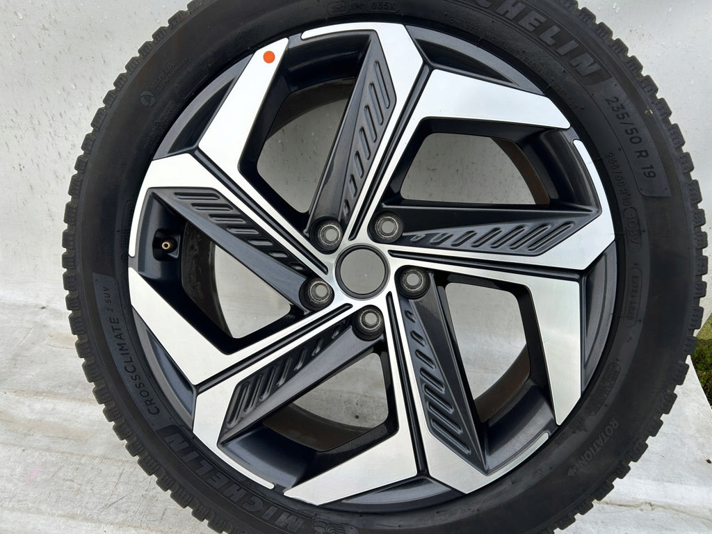1x Alufelge 19 Zoll 7.5" 5x114.3 51ET Glanz 52910N7500 Hyundai Tucson Rim Wheel FEL9445398525xt