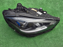Laden Sie das Bild in den Galerie-Viewer, Frontscheinwerfer Mercedes-Benz W206 A2069063003 Full LED Rechts Headlight SCH8636928287bt