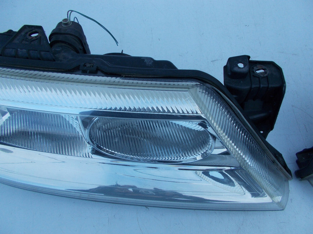 Frontscheinwerfer Renault Laguna II 8200002845 LED Ein Satz Headlight